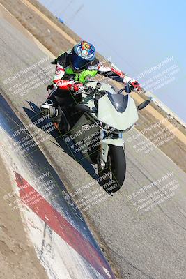 media/Mar-07-2022-Fun Track Dayz (Mon) [[9cc4a7dca7]]/Novice Group/145pm (Grapevine)/